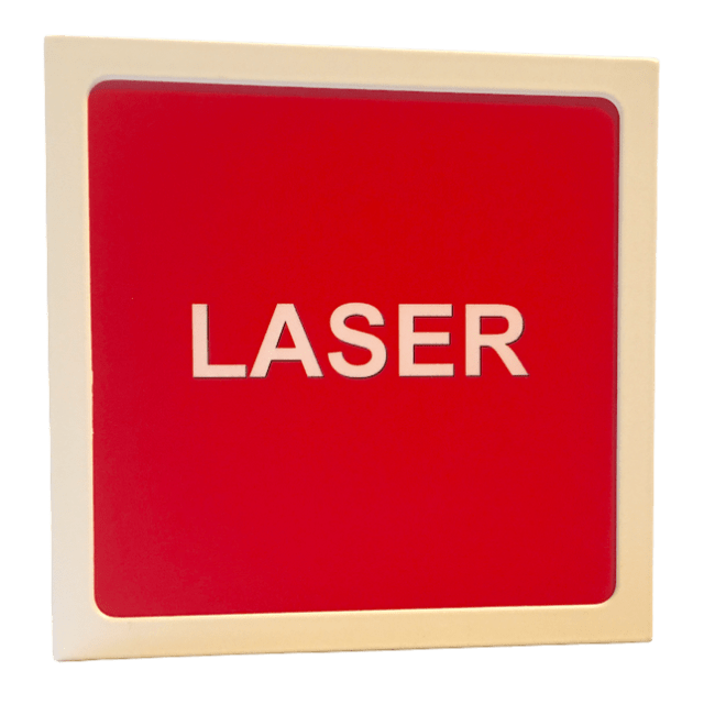 Laser-Warnleuchte Aufputz Front Copyright Doctare Laser 2025